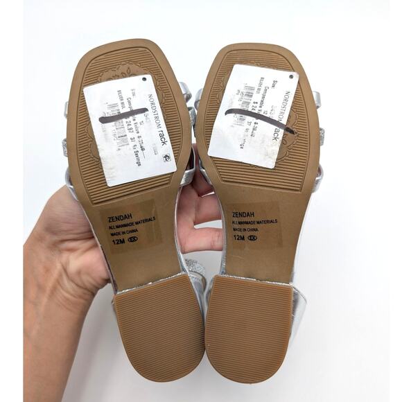 Jellypop Zendah Metallic Block Heel Sandal Kids' Girls Silver Size US12M - Picture 7 of 11